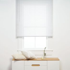 Living & Co PVC Cordless Venetian Blind 25mm White